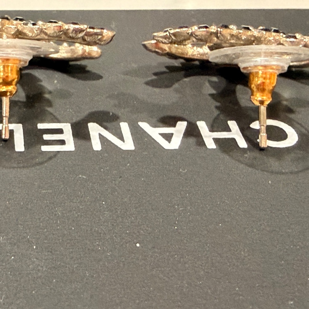 Chanel earrings - Picture 3 of 5